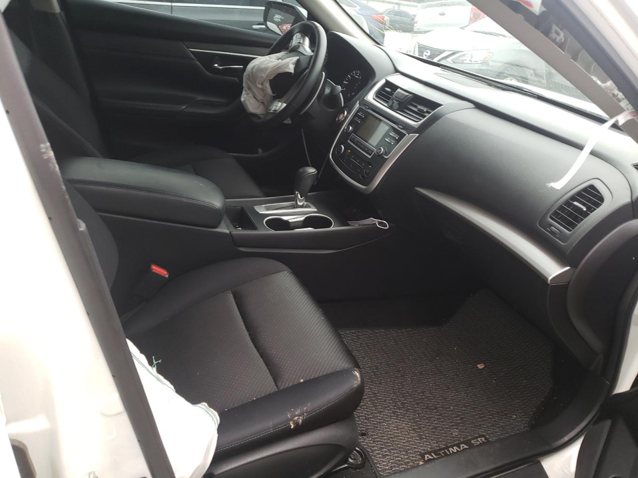 Photo 5 from auction – 2016 NISSAN ALTIMA with VIN 1N4AL3AP2GC222479