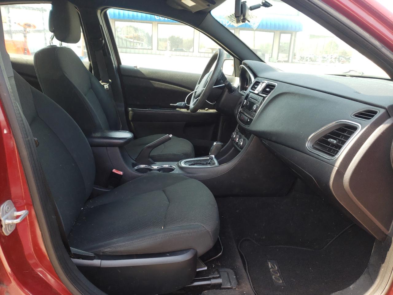 Photo 5 from auction – 2011 CHRYSLER 200 LX with VIN 1C3BC4FB6BN521976