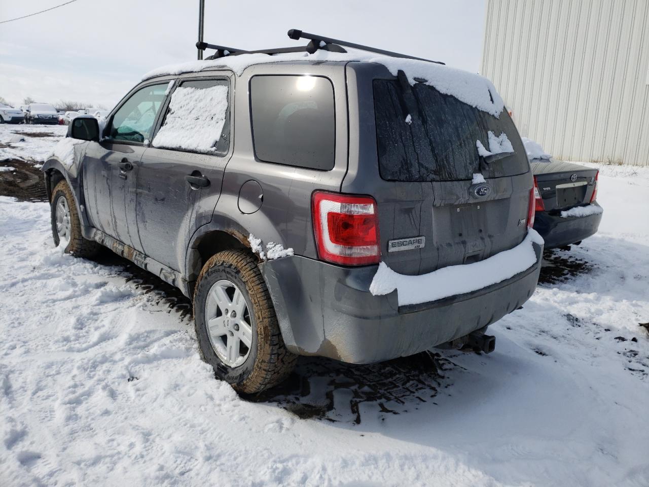 Photo 3 from auction – 2010 FORD ESCAPE XLT with VIN 1FMCU9DG7AKA73168