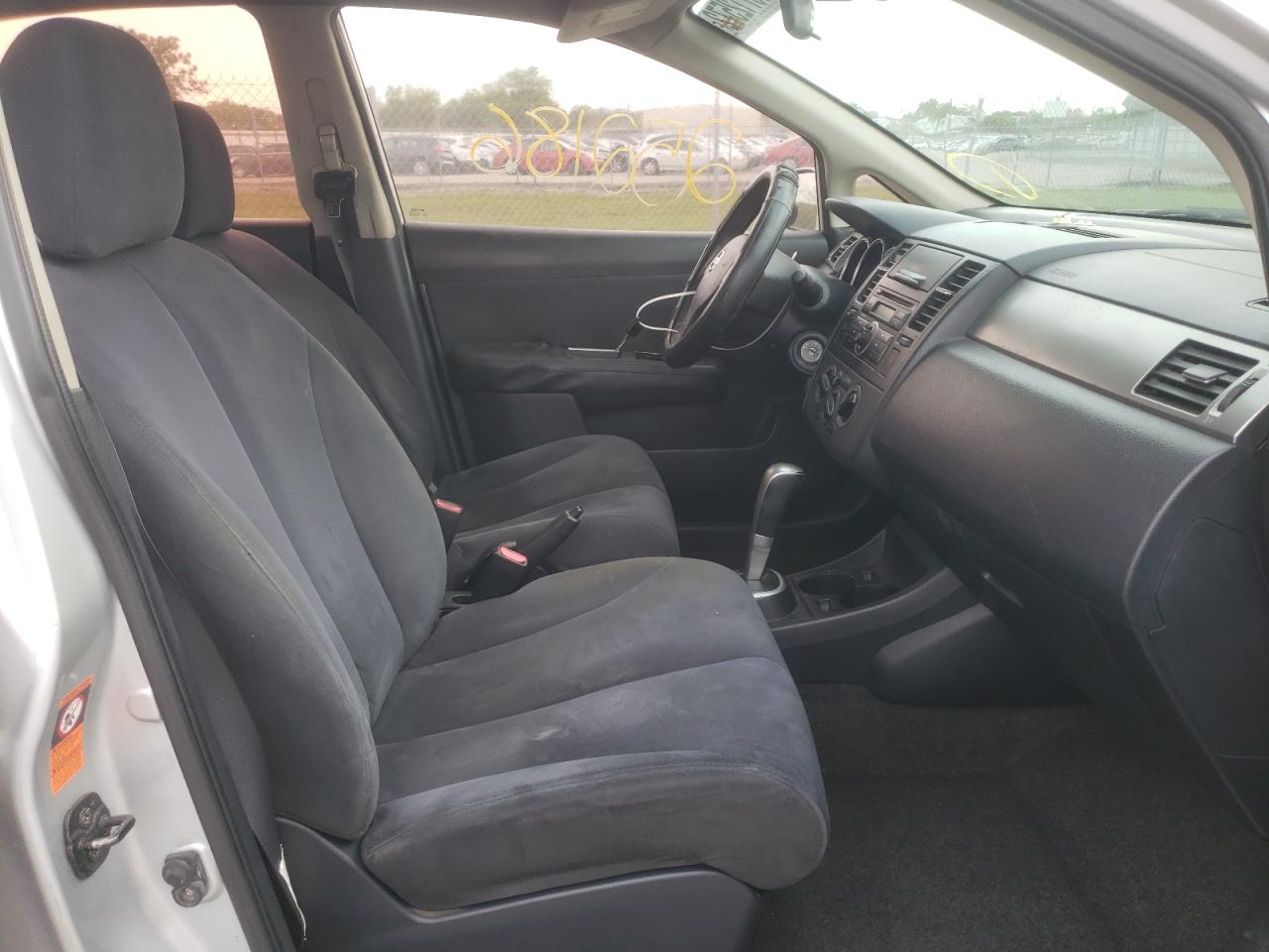 Photo 5 from auction – 2009 NISSAN VERSA S with VIN 3N1BC11E59L407816