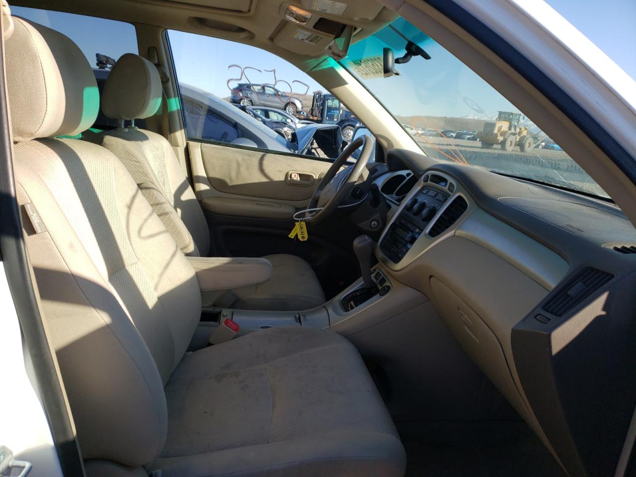Photo 5 from auction – 2007 TOYOTA HIGHLANDER with VIN JTEEW21A270048256