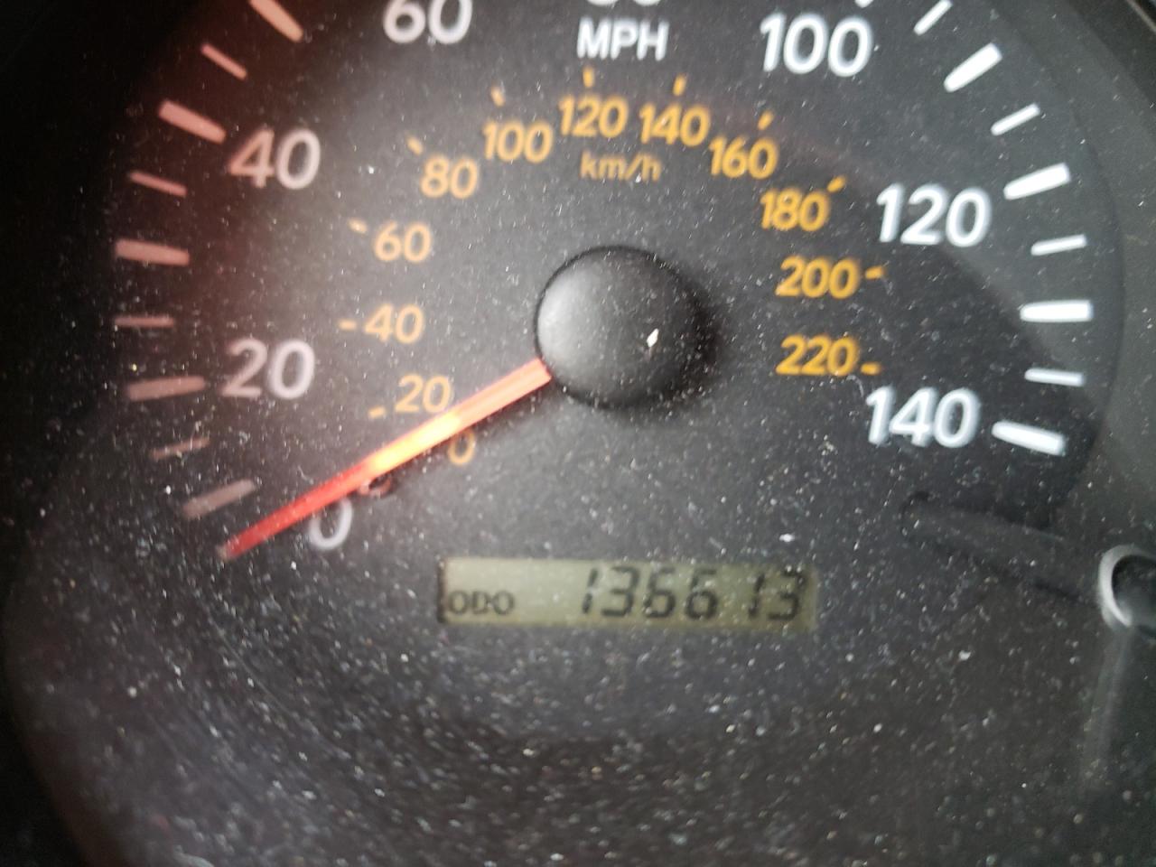Photo 8 from auction – 2002 TOYOTA HIGHLANDER with VIN JTEGF21A620048231