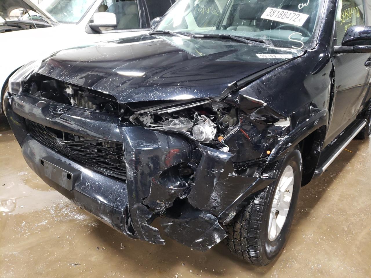 Photo 9 from auction – 2017 TOYOTA 4RUNNER SR with VIN JTEBU5JR1H5420982