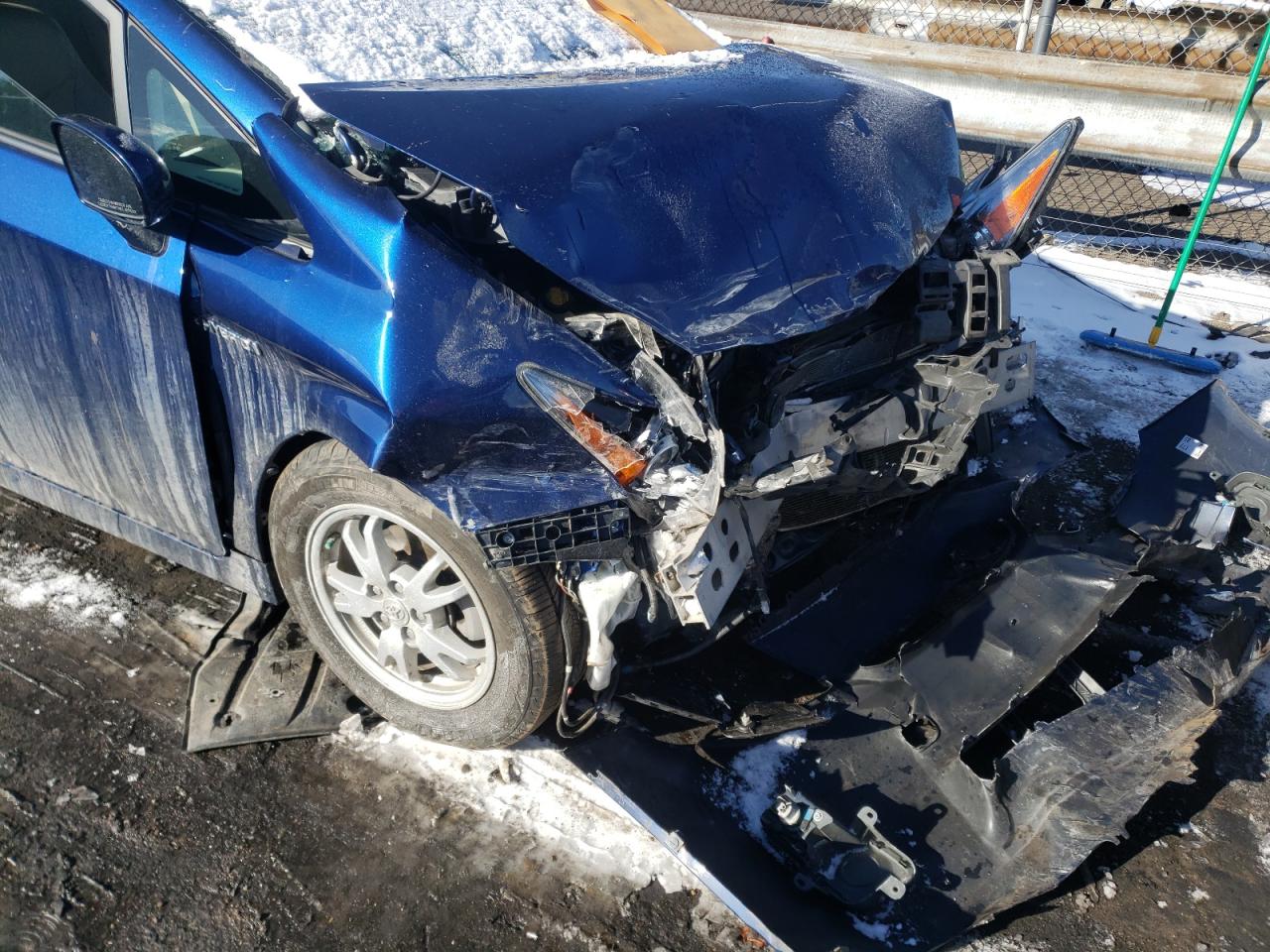 Photo 9 from auction – 2011 TOYOTA PRIUS with VIN JTDKN3DU2B5366556