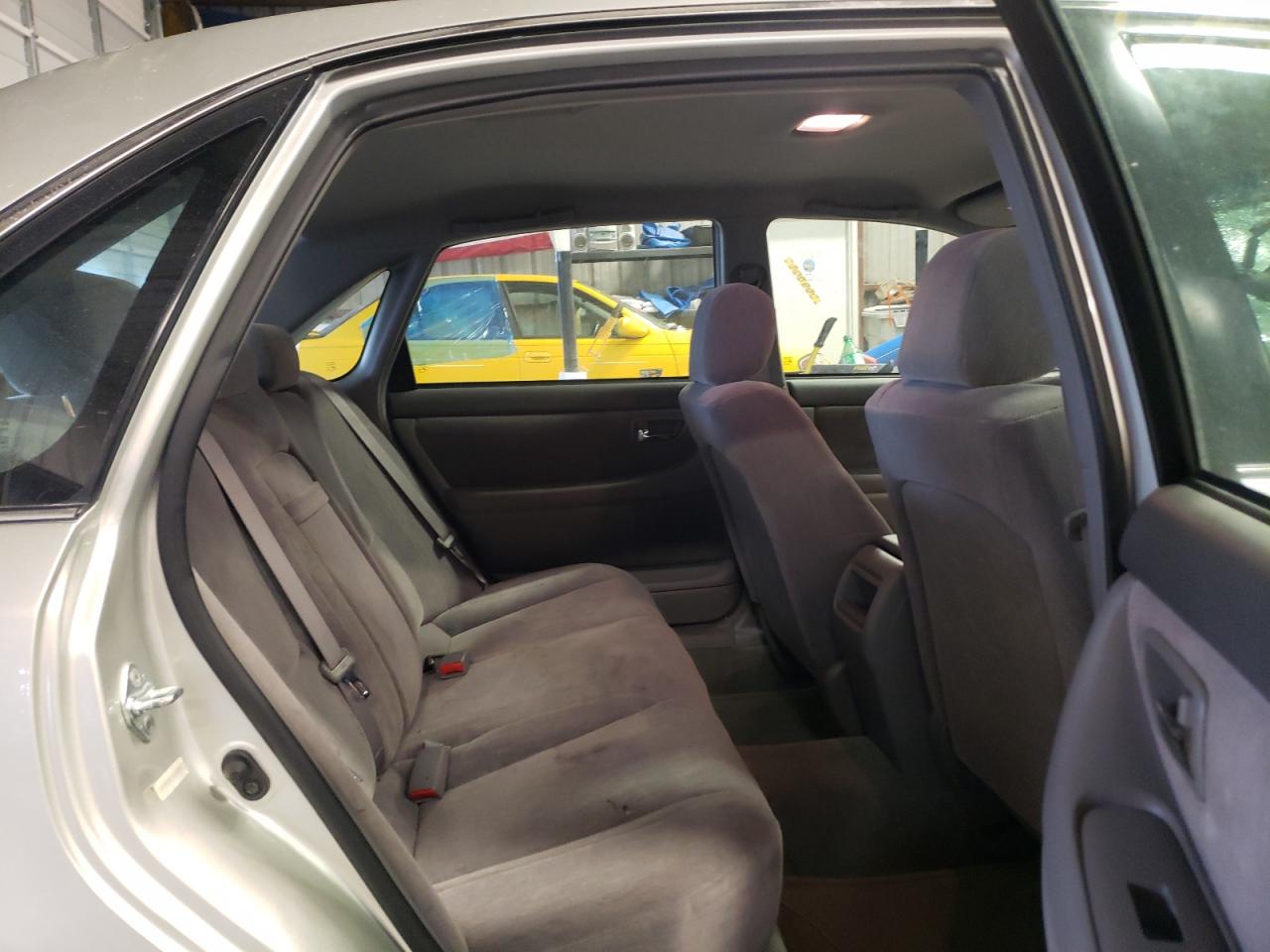Photo 6 from auction – 2001 TOYOTA AVALON XL with VIN 4T1BF28B91U167892