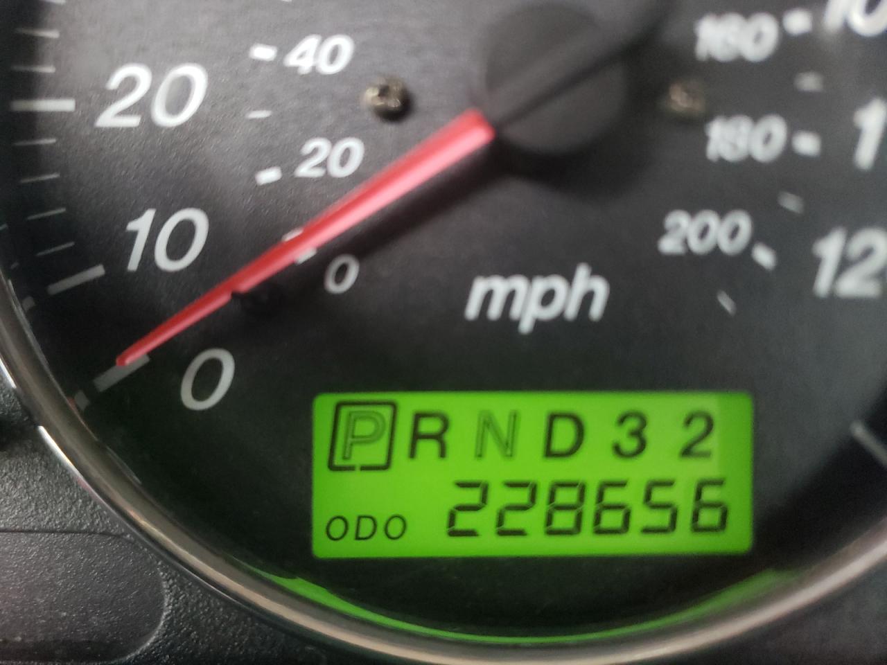 Photo 8 from auction – 2005 MAZDA MPV WAGON with VIN JM3LW28A850548136