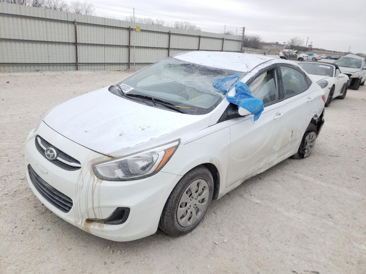 Photo 2 from auction – 2015 HYUNDAI ACCENT GLS with VIN KMHCT4AE8FU833161