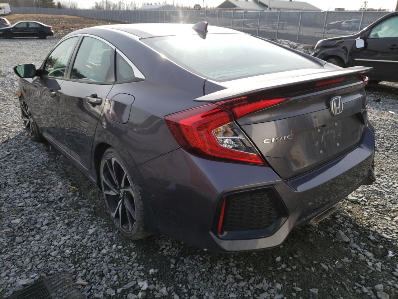 Photo 3 from auction – 2018 HONDA CIVIC SI with VIN 2HGFC1E53JH200686