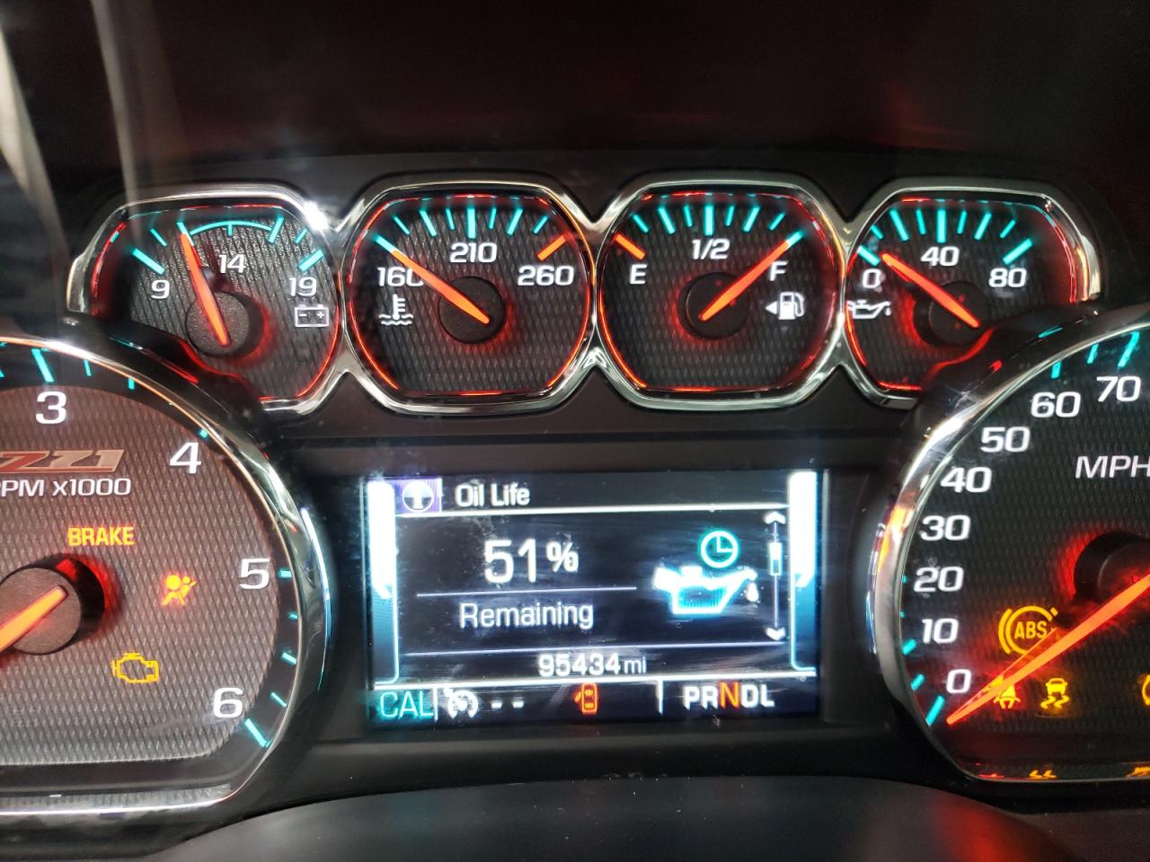 Photo 8 from auction – 2017 CHEVROLET SILVERADO with VIN 3GCUKREC5HG231535