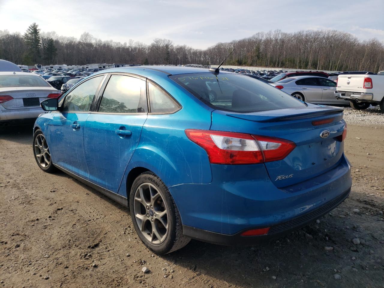 Photo 3 from auction – 2014 FORD FOCUS SE with VIN 1FADP3F22EL250777
