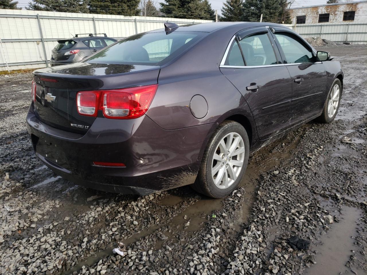 Photo 4 from auction – 2015 CHEVROLET MALIBU 2LT with VIN 1G11D5SL7FF198412
