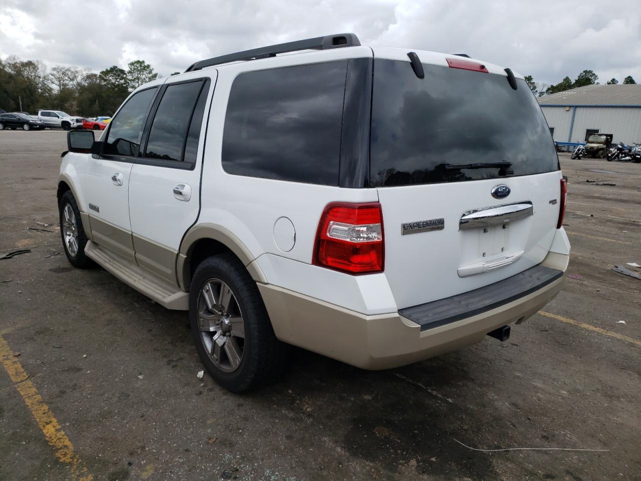 Photo 3 from auction – 2007 FORD EXPEDITION with VIN 1FMFU17567LA56146