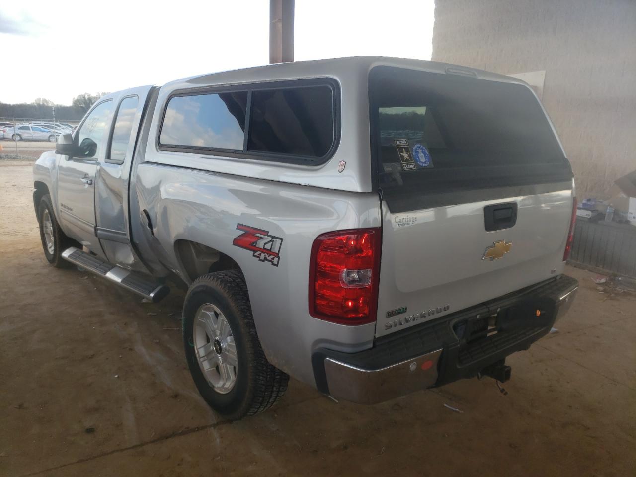 Photo 3 from auction – 2011 CHEVROLET SILVERADO with VIN 1GCRKSE35BZ401686