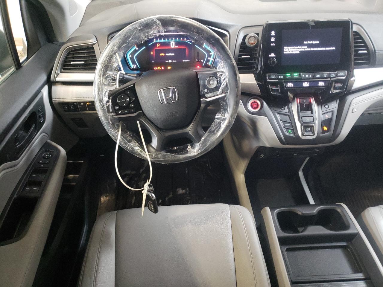 Photo 9 from auction – 2018 HONDA ODYSSEY EX with VIN 5FNRL6H63JB506497