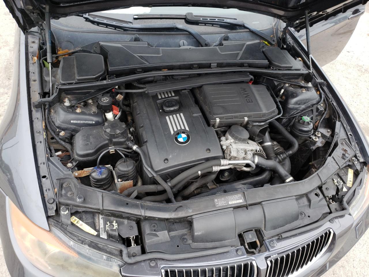 Photo 7 from auction – 2007 BMW 335 I with VIN WBAVB73577VF50826