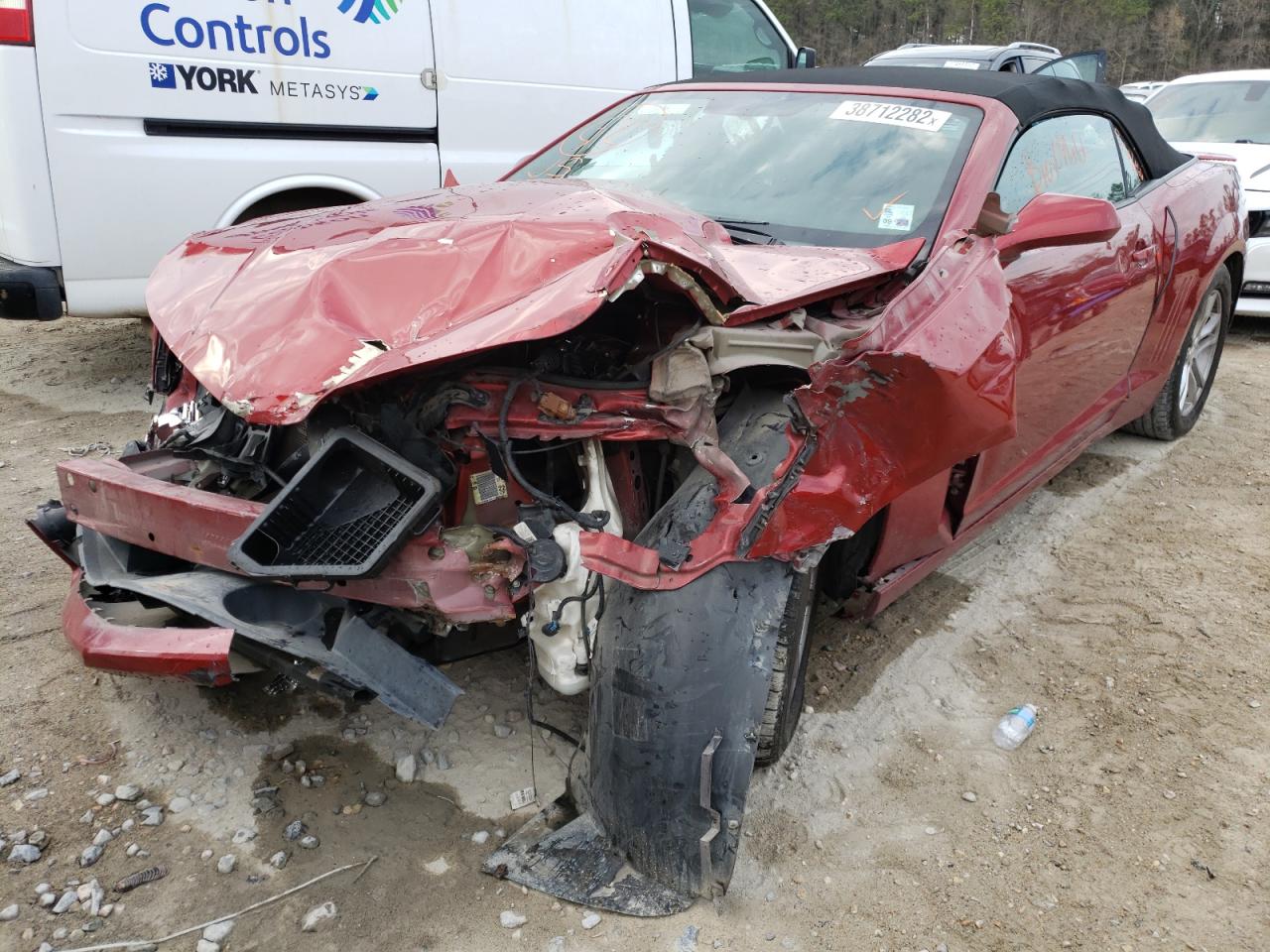 Photo 2 from auction – 2014 CHEVROLET CAMARO LT with VIN 2G1FB3D33E9261588