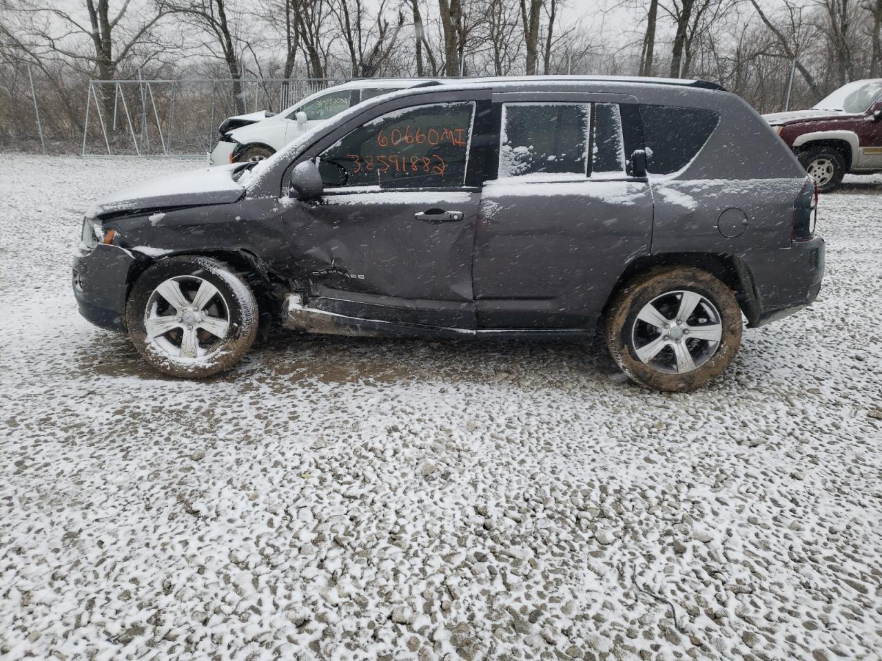 Photo 9 from auction – 2017 JEEP COMPASS LA with VIN 1C4NJDEB8HD154707