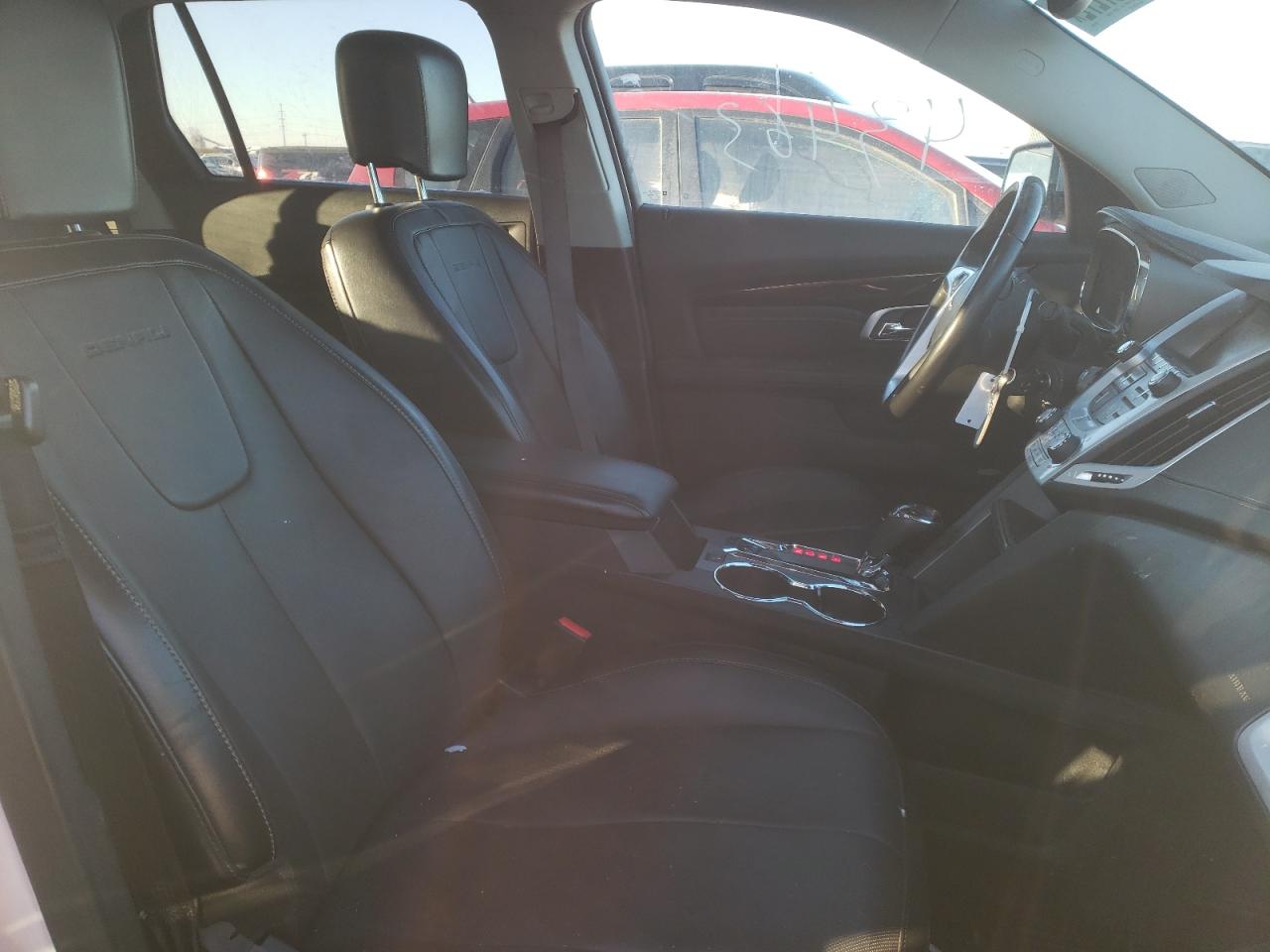 Photo 5 from auction – 2017 GMC TERRAIN DE with VIN 2GKFLVE37H6315161