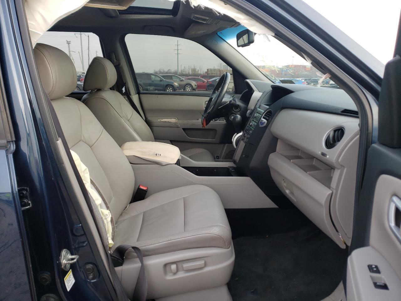 Photo 5 from auction – 2010 HONDA PILOT EXL with VIN 5FNYF4H63AB030212