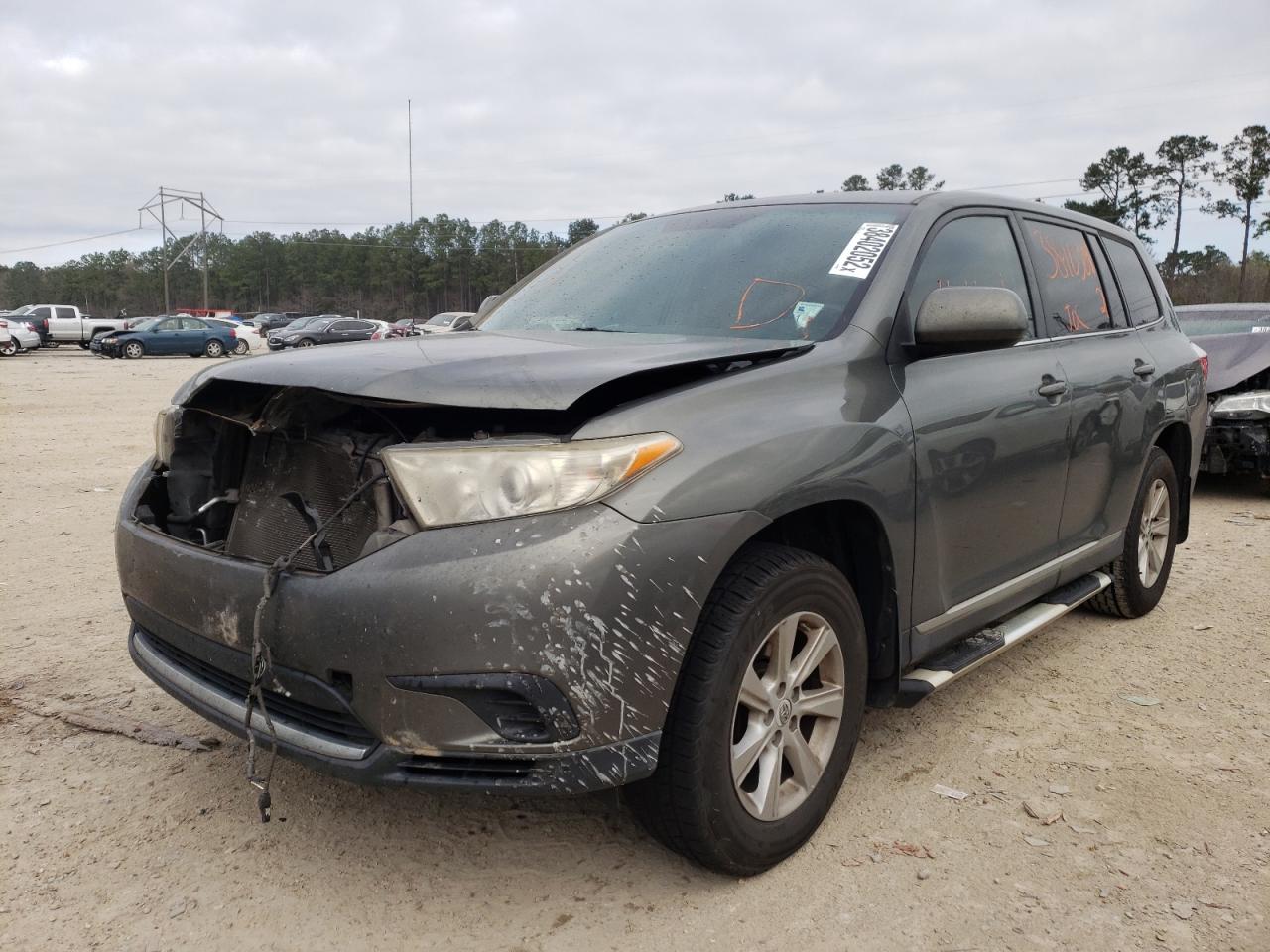Photo 2 from auction – 2011 TOYOTA HIGHLANDER with VIN 5TDZA3EH8BS016354