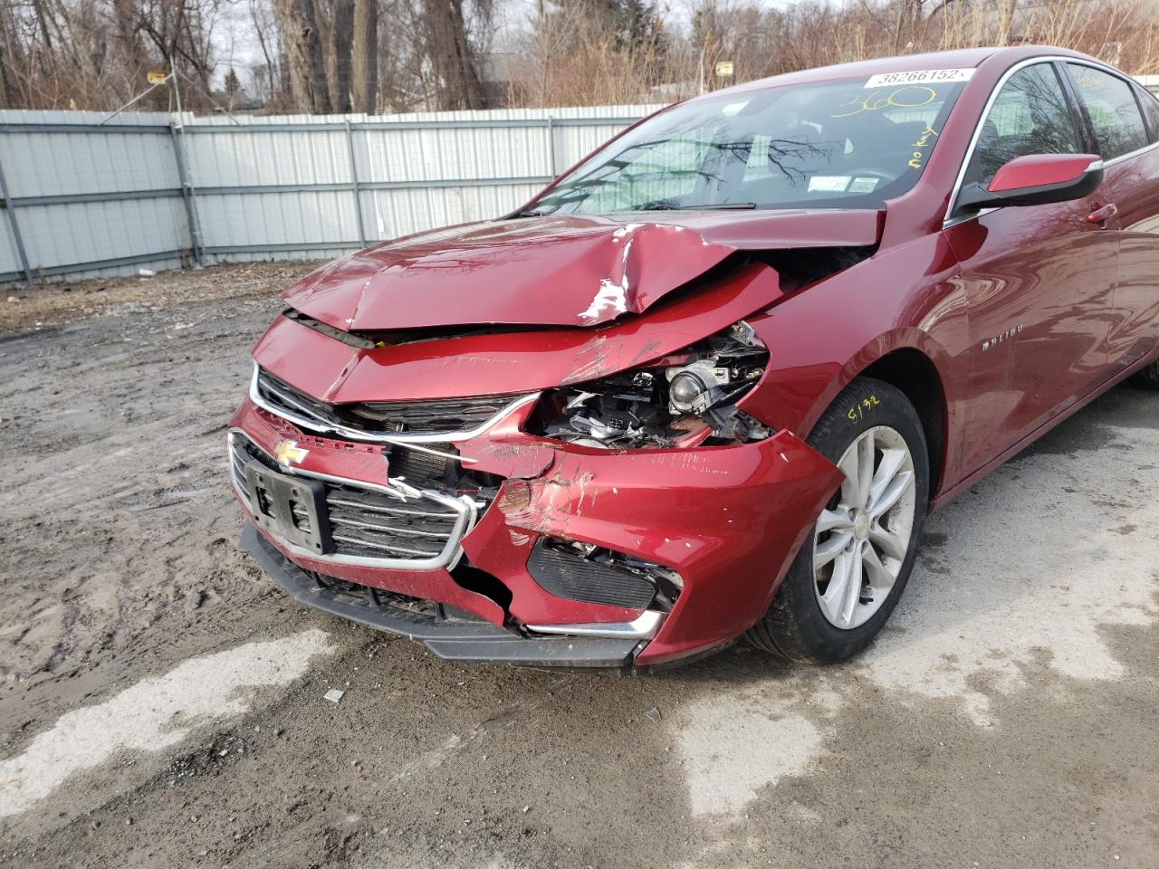 Photo 9 from auction – 2017 CHEVROLET MALIBU LT with VIN 1G1ZE5ST2HF217743
