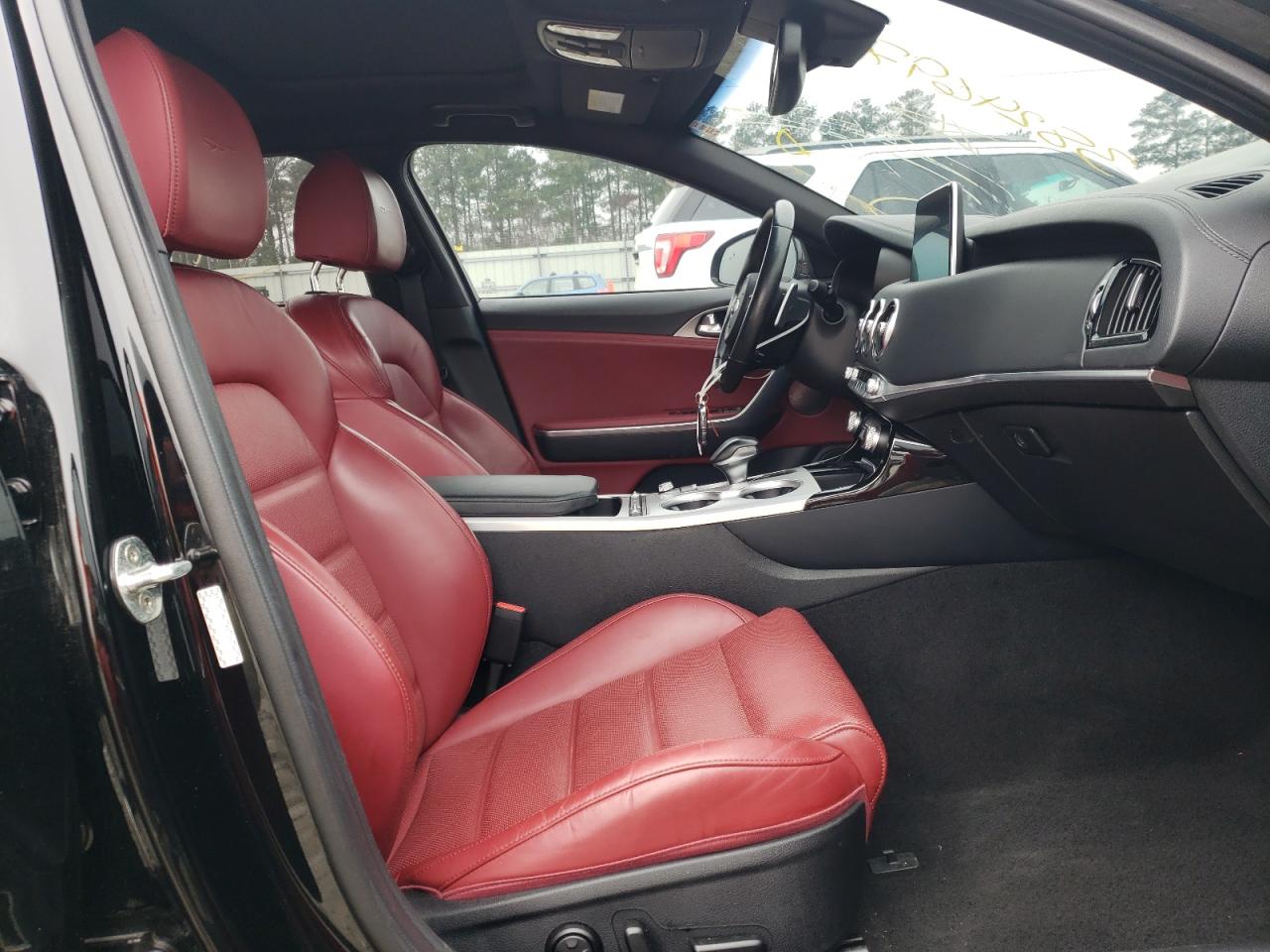 Photo 5 from auction – 2018 KIA STINGER GT with VIN KNAE55LC4J6018409