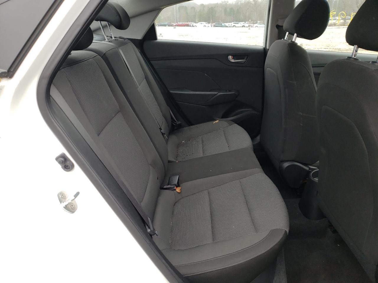 Photo 6 from auction – 2019 HYUNDAI ACCENT SE with VIN 3KPC24A31KE072553