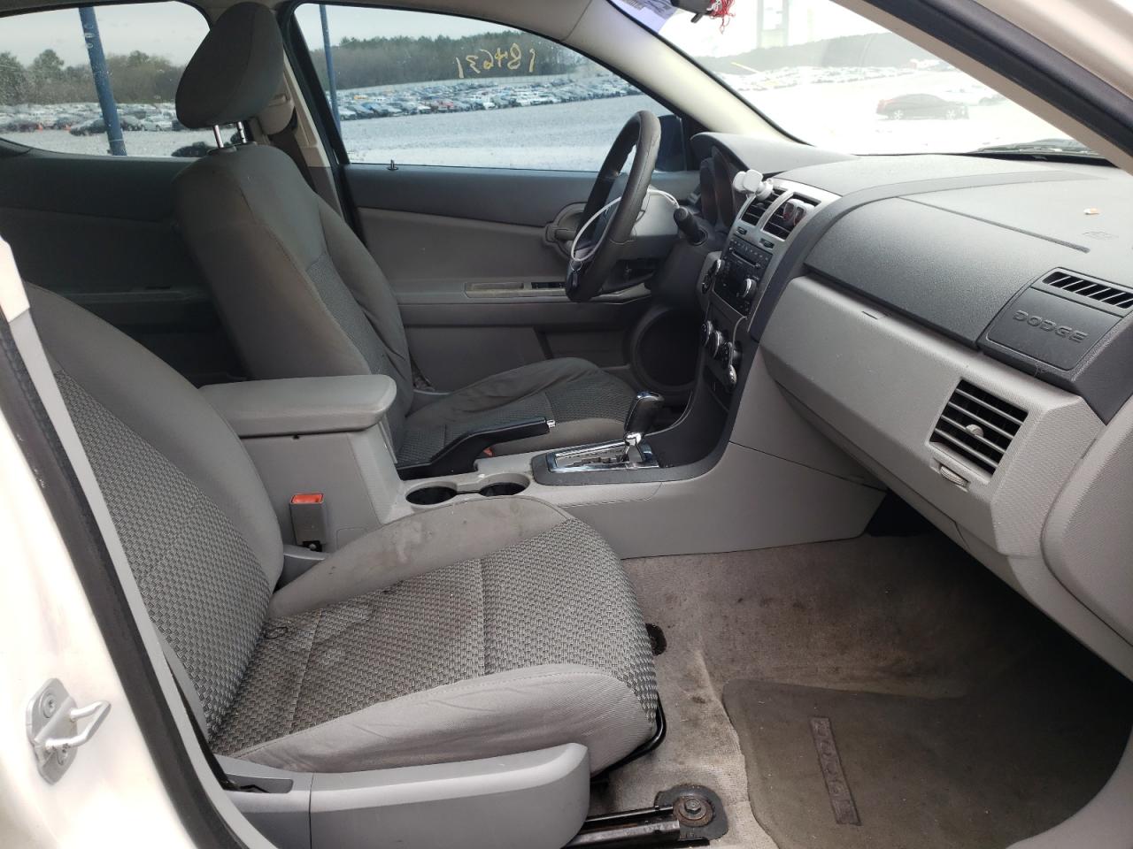 Photo 5 from auction – 2008 DODGE AVENGER SE with VIN 1B3LC46K98N685183