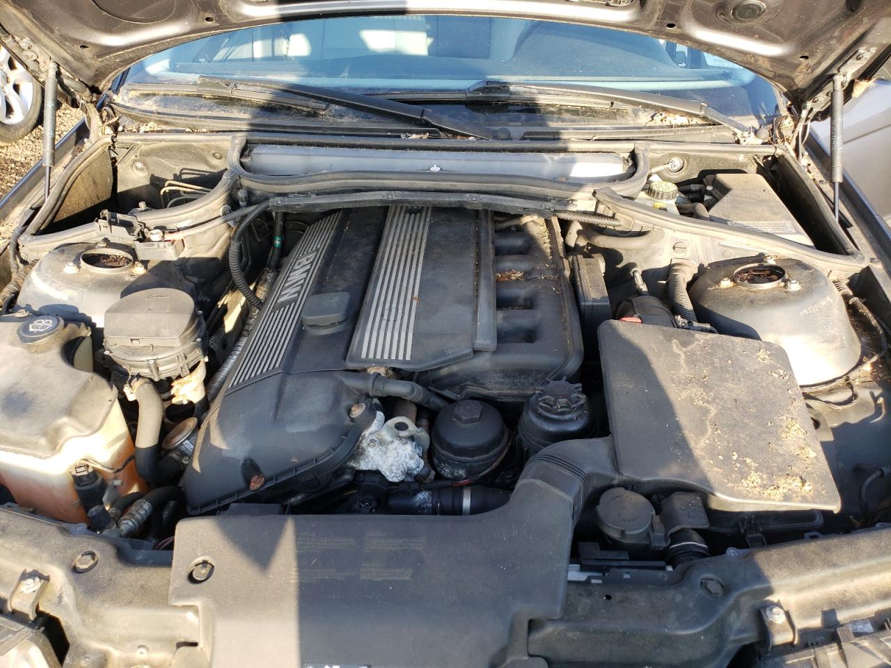 Photo 7 from auction – 2002 BMW 325 XI with VIN WBAEU33472PF58237