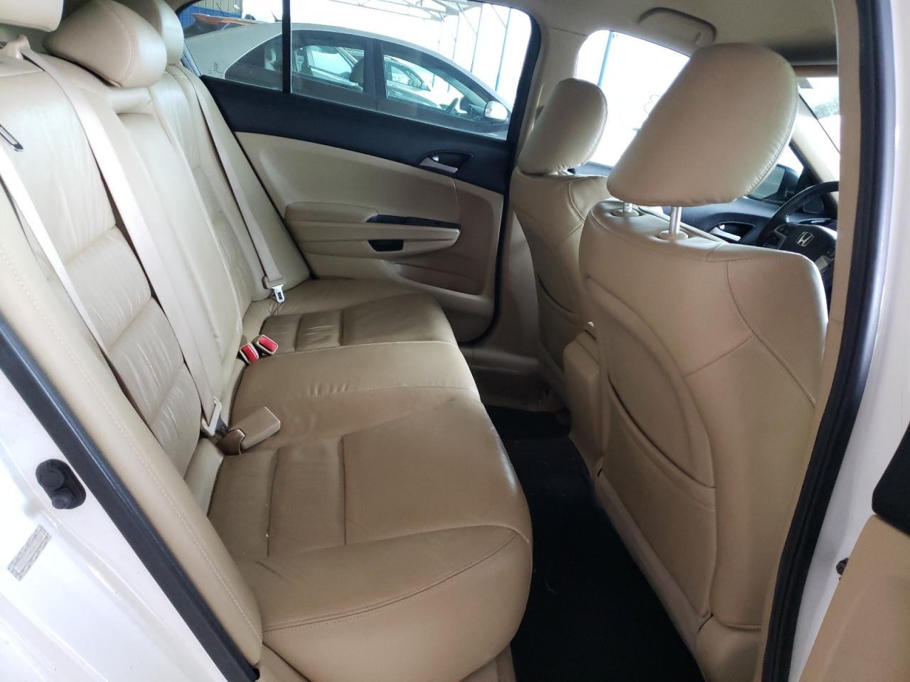 Photo 6 from auction – 2011 HONDA ACCORD SE with VIN 1HGCP2F60BA004564