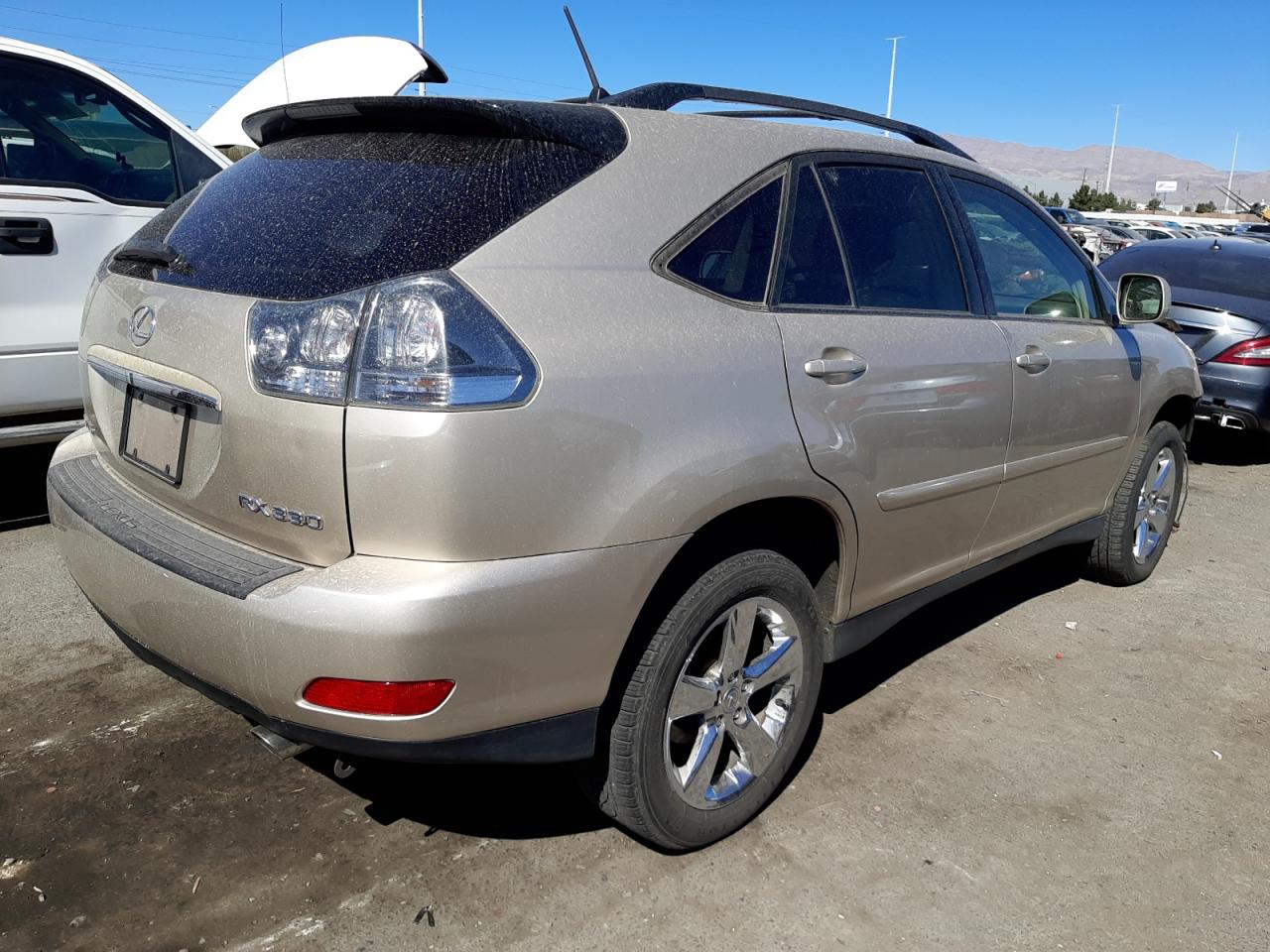 Photo 4 from auction – 2004 LEXUS RX 330 with VIN JTJHA31UX40047378