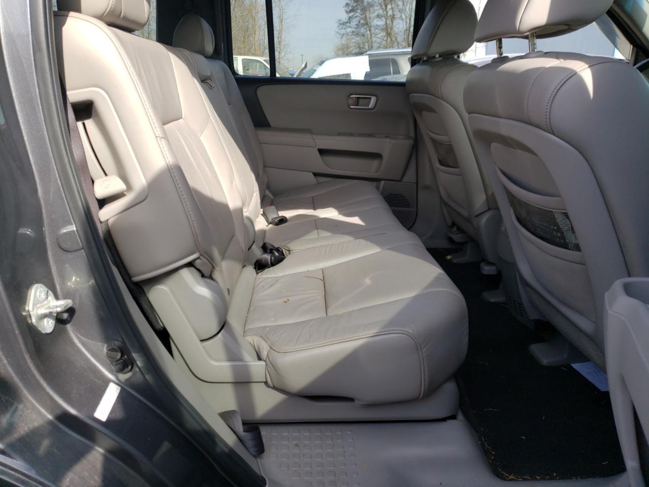 Photo 6 from auction – 2010 HONDA PILOT with VIN 5FNYF4H52AB019967