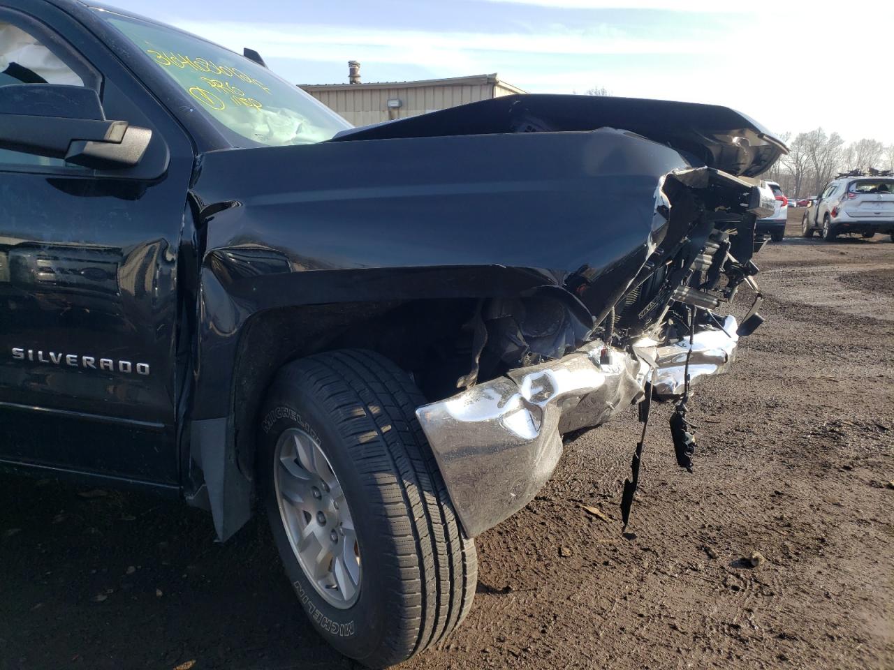 Photo 9 from auction – 2018 CHEVROLET SILVERADO with VIN 3GCUKREC8JG602032
