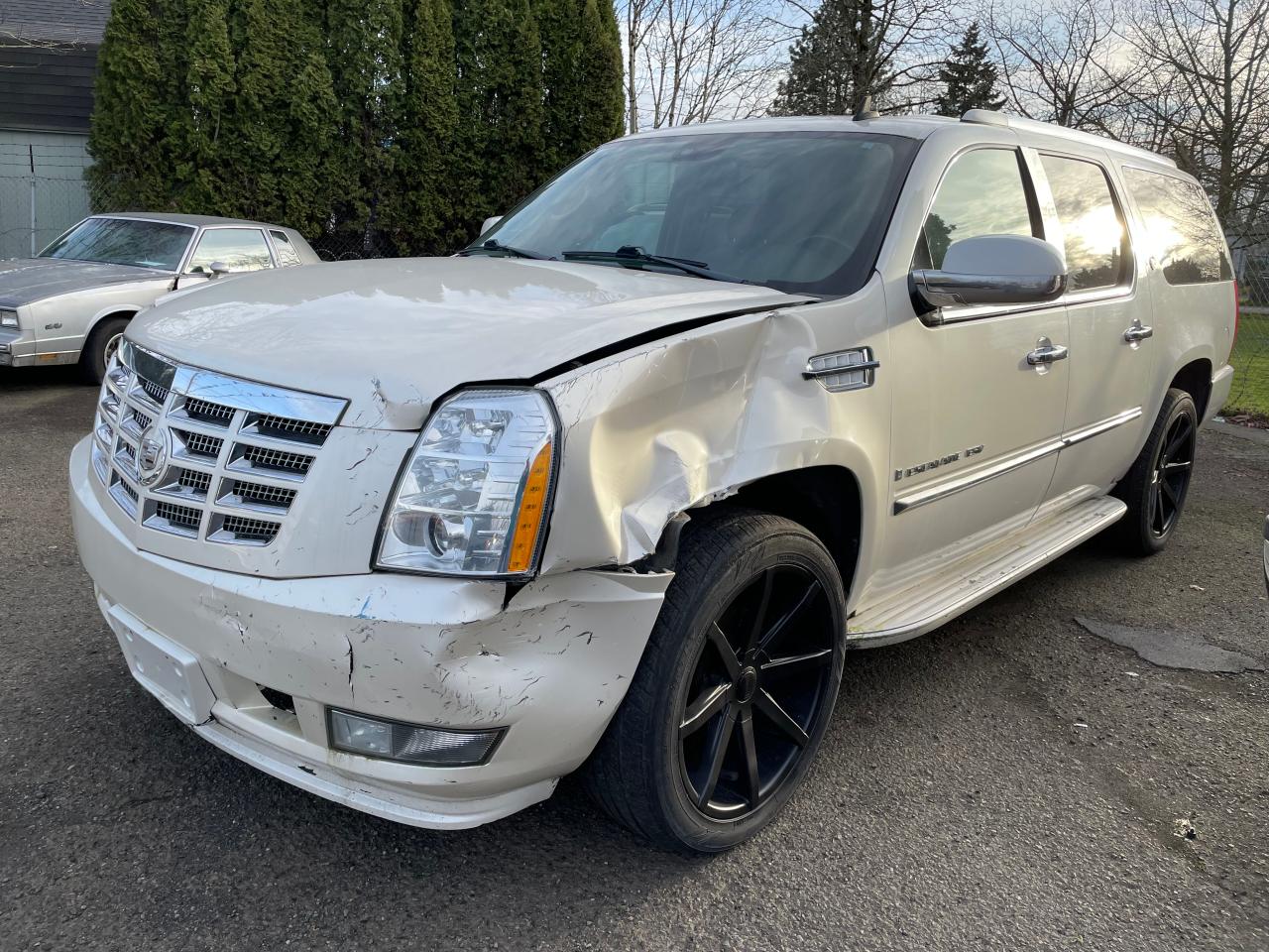 Photo 2 from auction – 2008 CADILLAC ESCALADE E with VIN 1GYFK66858R194112