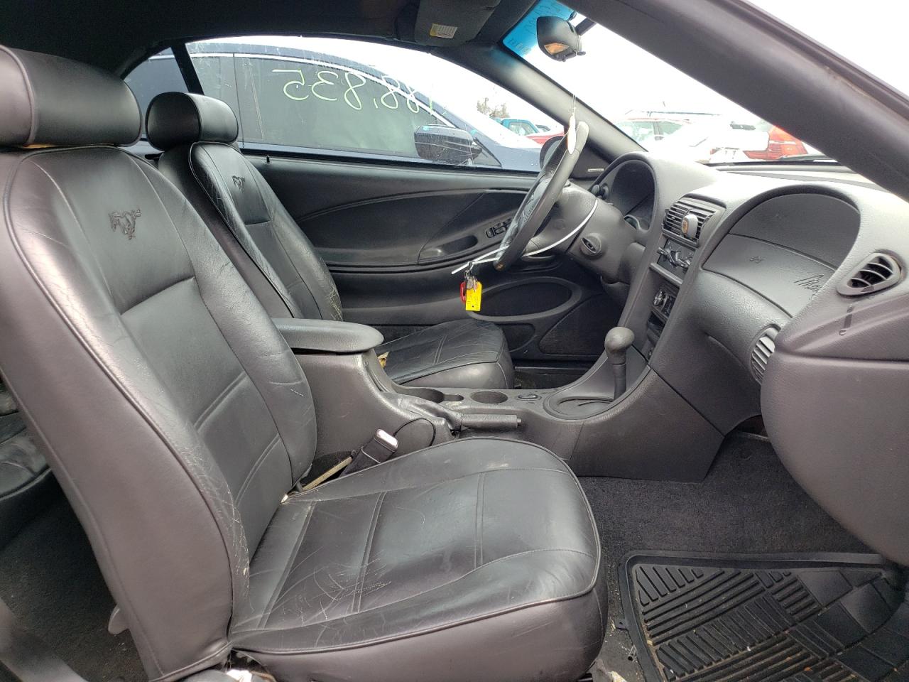 Photo 5 from auction – 2002 FORD MUSTANG with VIN 1FAFP44412F170447