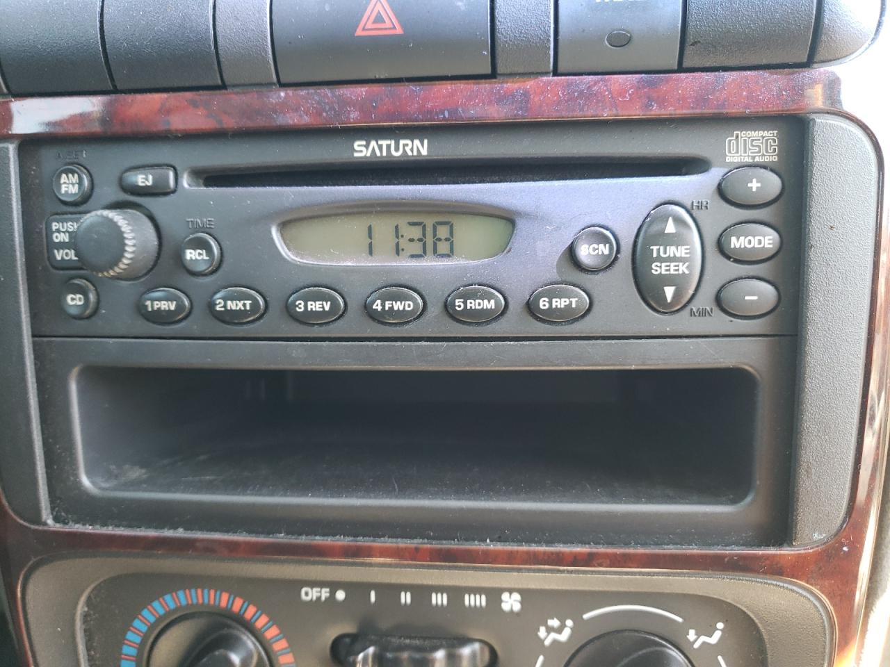 Photo 9 from auction – 2002 SATURN L200 with VIN 1G8JU54FX2Y535131