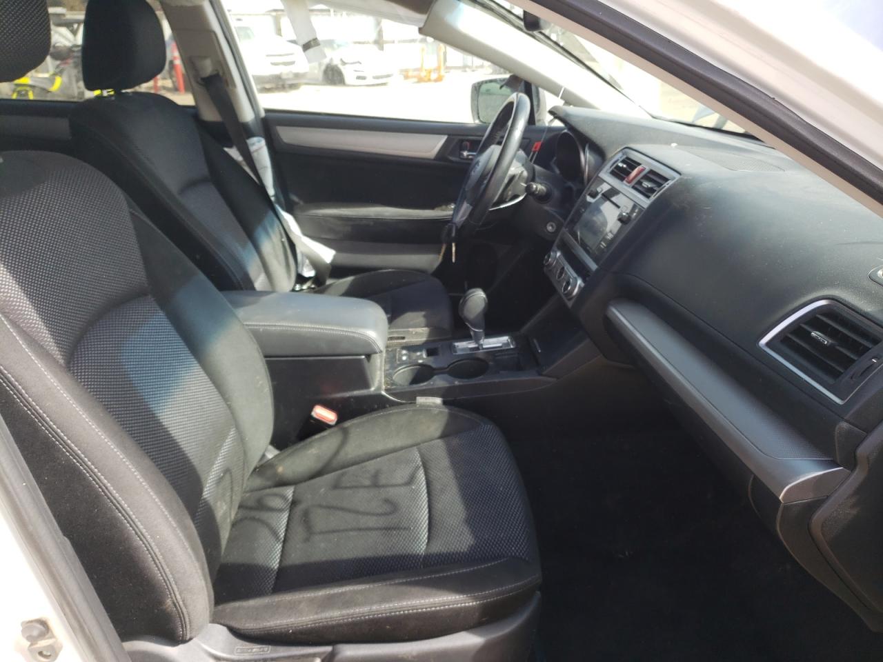 Photo 5 from auction – 2015 SUBARU OUTBACK 2. with VIN 4S4BSADCXF3252905