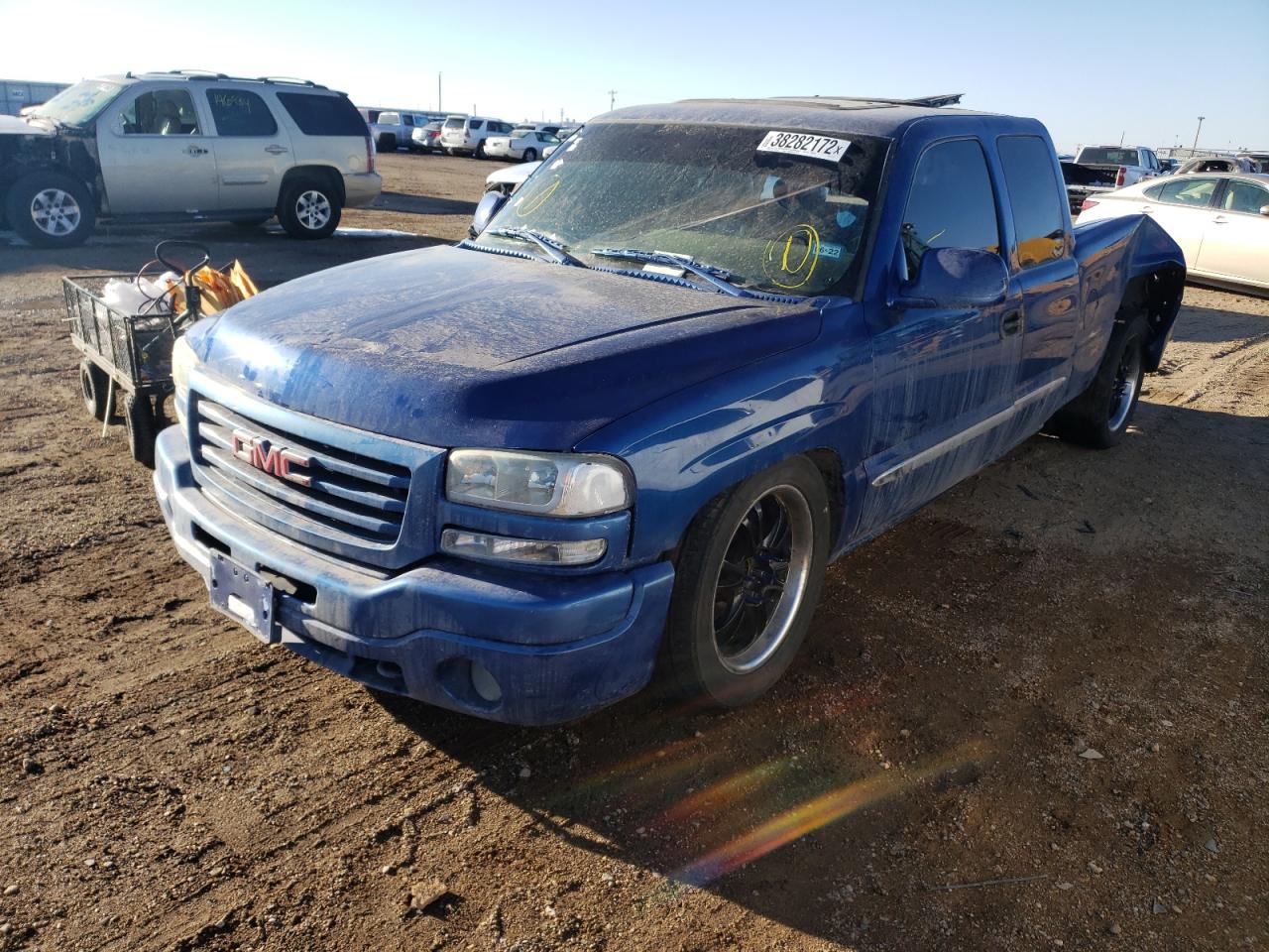 Photo 2 from auction – 2004 GMC NEW SIERRA with VIN 2GTEC19V741177561
