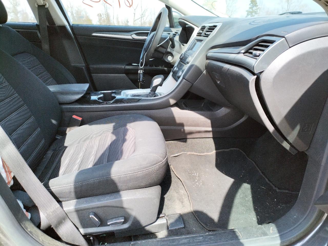 Photo 5 from auction – 2016 FORD FUSION SE with VIN 3FA6P0H75GR146577
