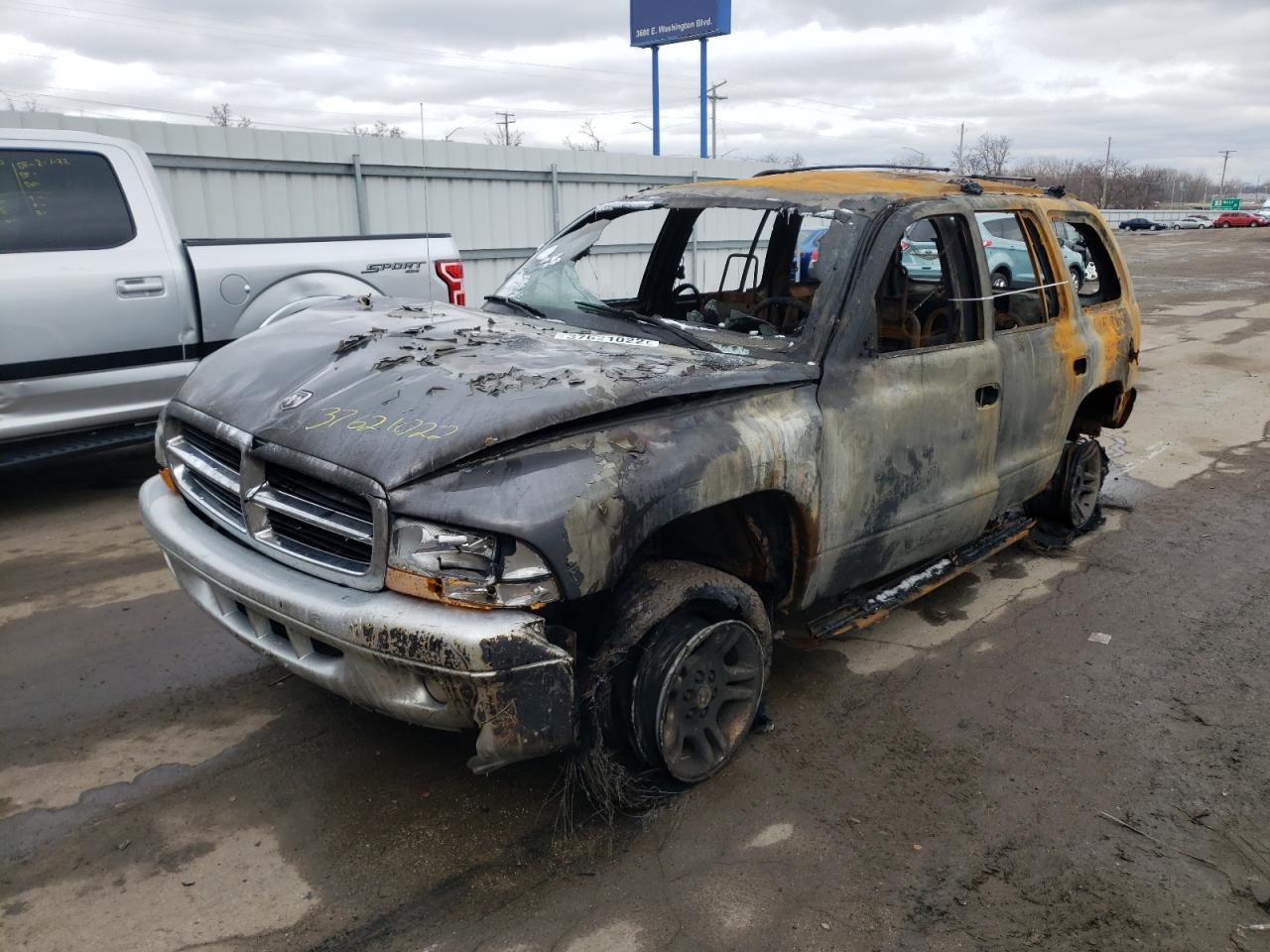 Photo 2 from auction – 2003 DODGE DURANGO SL with VIN 1D4HS58N43F560229