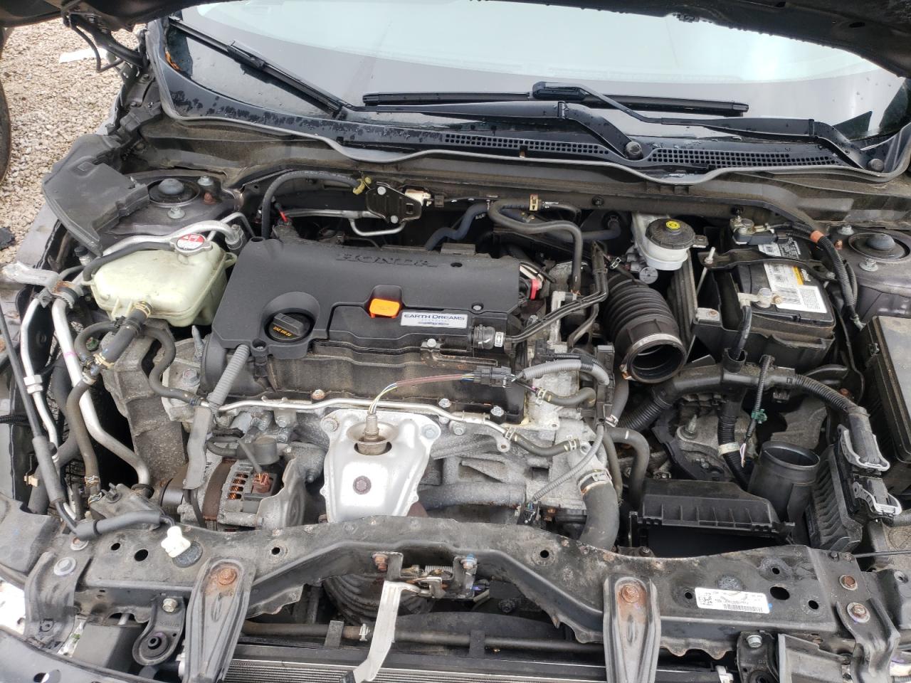 Photo 7 from auction – 2017 HONDA CIVIC LX with VIN 19XFC2F51HE225093