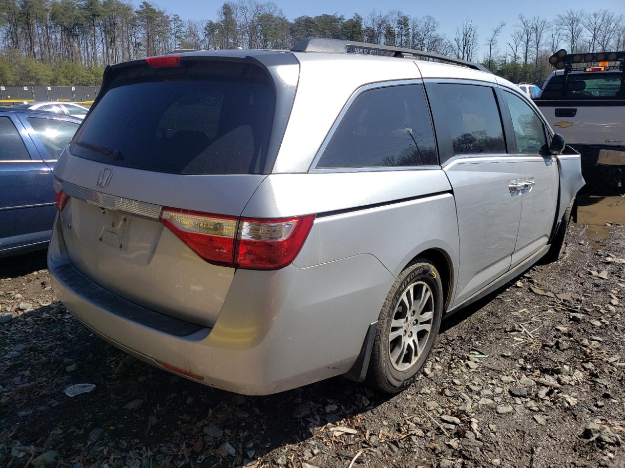Photo 4 from auction – 2011 HONDA ODYSSEY EX with VIN 5FNRL5H67BB087310