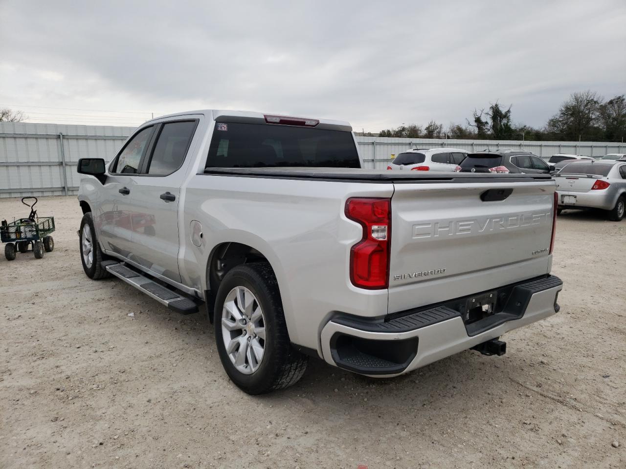 Photo 3 from auction – 2019 CHEVROLET SILVERADO with VIN 3GCPWBEH0KG203752