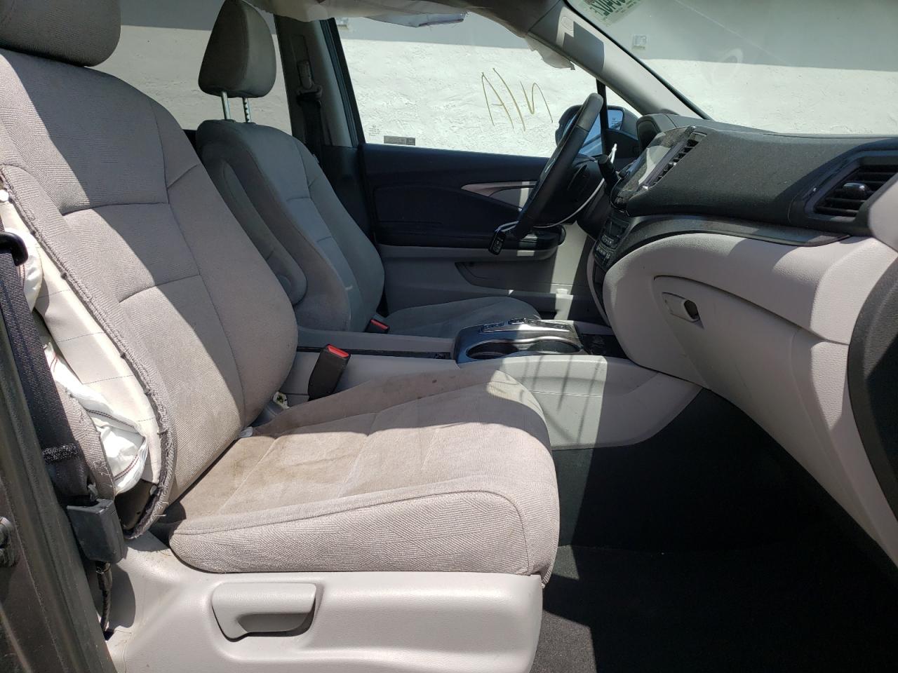 Photo 5 from auction – 2021 HONDA PILOT EX with VIN 5FNYF5H3XMB021460