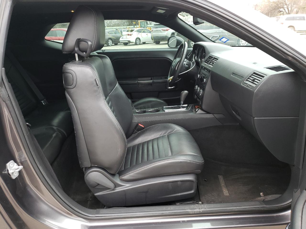 Photo 5 from auction – 2014 DODGE CHALLENGER with VIN 2C3CDYAG5EH196665