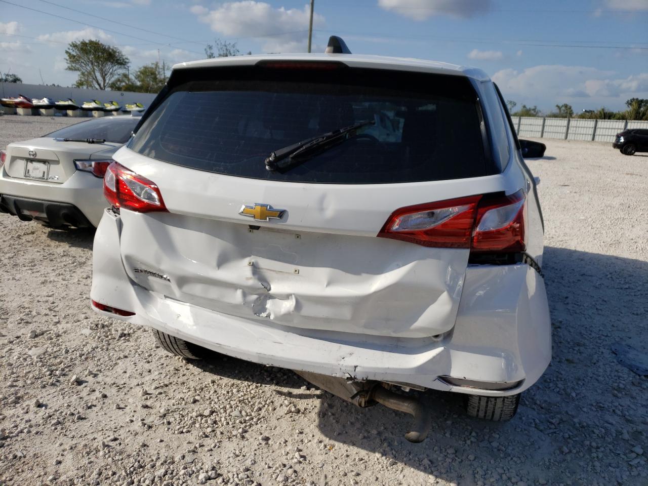 Photo 9 from auction – 2019 CHEVROLET EQUINOX LS with VIN 3GNAXHEV2KS597318