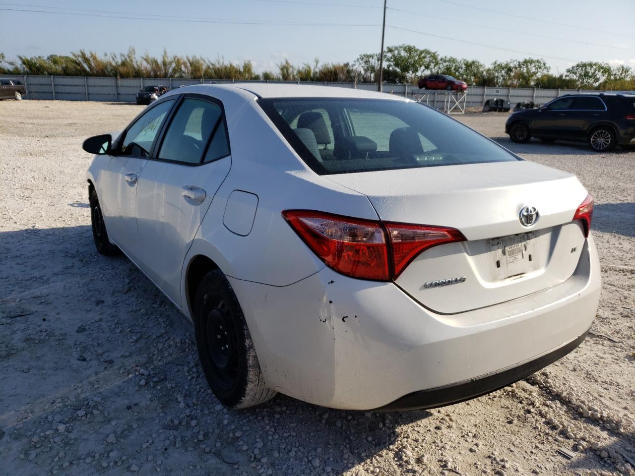 Photo 3 from auction – 2017 TOYOTA COROLLA L with VIN 5YFBURHE6HP648316