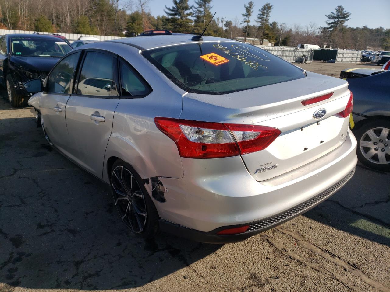 Photo 3 from auction – 2012 FORD FOCUS SE with VIN 1FAHP3F20CL411335