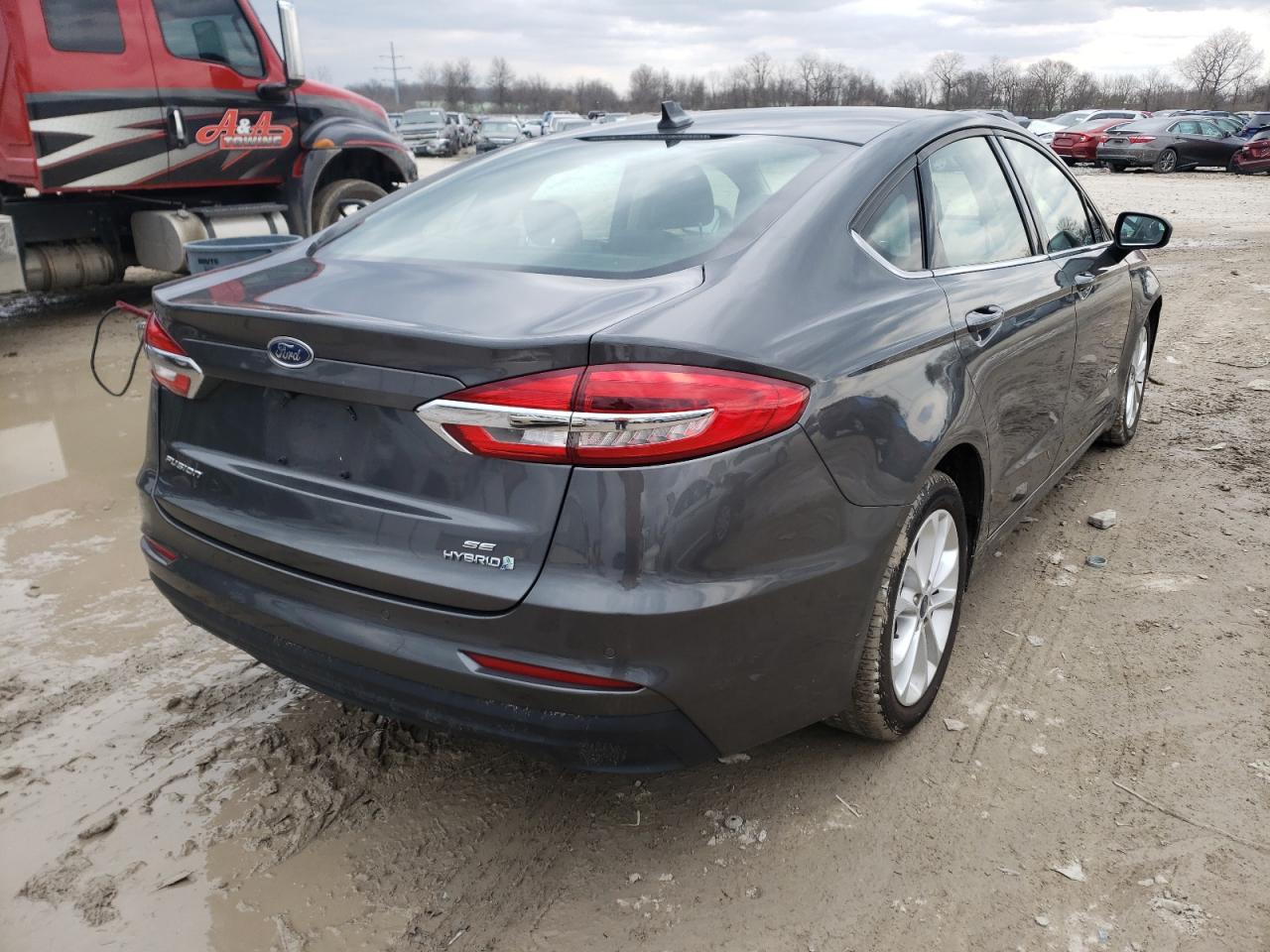 Photo 4 from auction – 2019 FORD FUSION SE with VIN 3FA6P0LU3KR100624