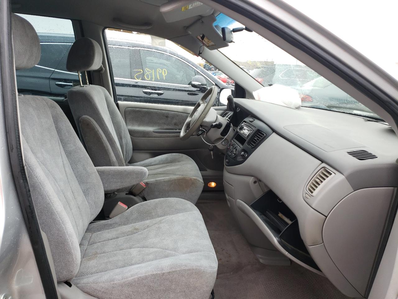Photo 5 from auction – 2002 MAZDA MPV WAGON with VIN JM3LW28AX20320599